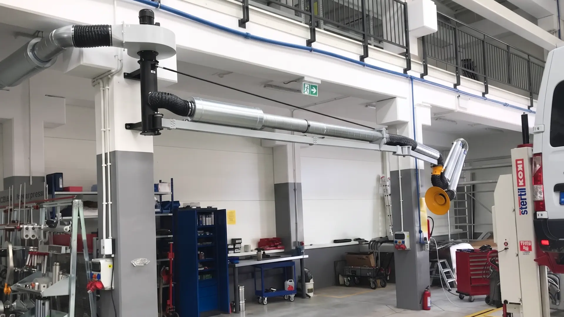 Extraction Booms features